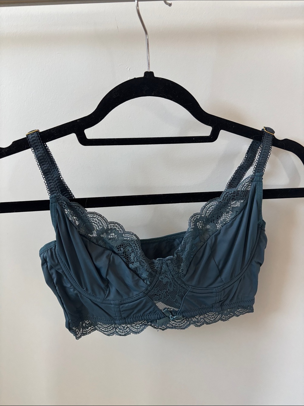 Simple Lace-Trim Bralette in Teal Blue (M)